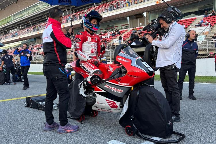 Veda Ega Pratama Dapat Sponsor Internasional Jelang Debut Di Moto3