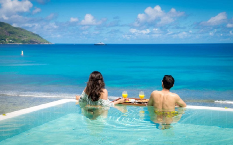 Destinasi Bulan Madu Paling Romantis Di Dunia