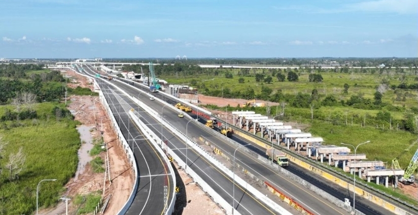 Jalan Lintas Sumatera: Tulang Punggung Transportasi