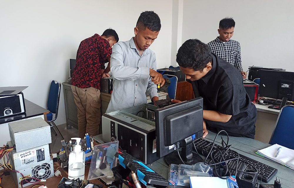 Mengatasi Pengangguran Yang Semakin Banyak Di Era Digital