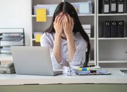 Cara Mengatasi Stress Akibat Tekanan Pekerjaan