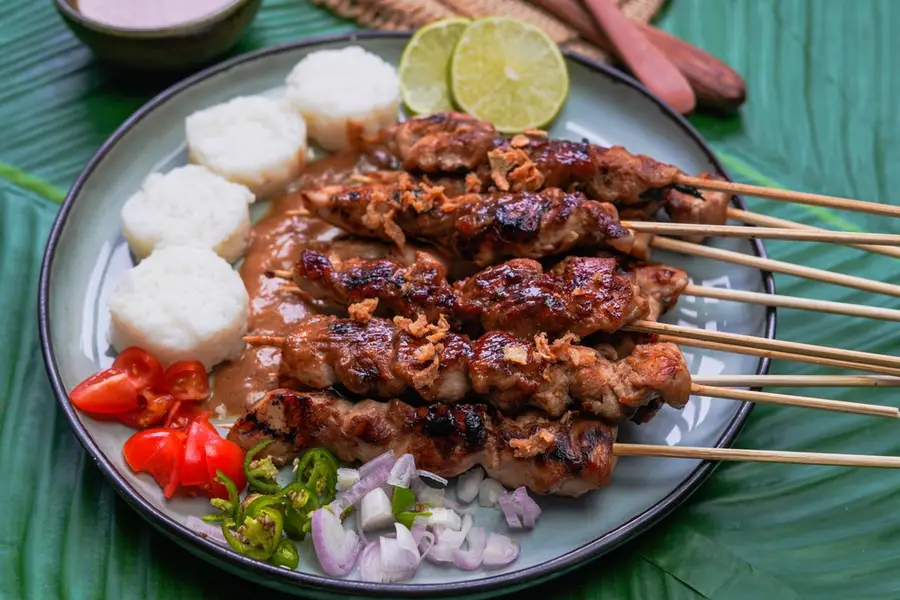 Sate Ayam: Dari Kuliner Tradisional Hingga Menu Favorit Daerah