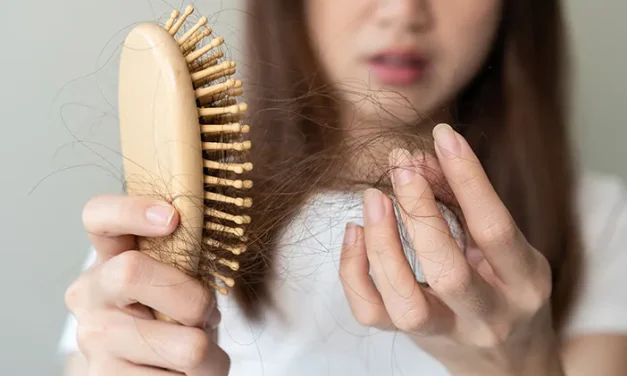 Rambut Rontok: Faktor Penyebab Dan Pilihan Penanganan